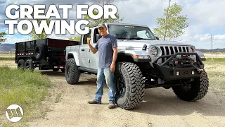 Towing with a Jeep Gladiator is a Lot Better with an Air Suspension System by ACCUAIR