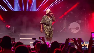 NAS Performing his classic 'Made You Look' live at the 2021 WYFF in Miami