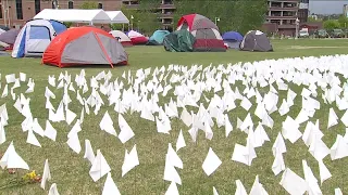 Pro-Palestinian protesters in Denver threaten to disrupt commencement ceremonies