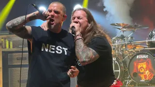 Chris Jericho Sings WALK w/ PANTERA in Tampa, FL!!! FULL VIDEO