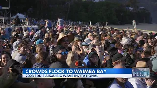 Thousands line the shores to watch all the Eddie Big Wave action