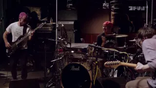 Red Hot Chili Peppers - Live from the Basement 2012