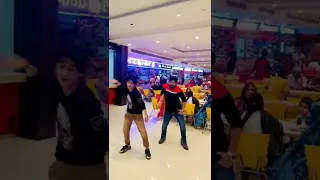 rago me bhi rawani hai reels | tiktok | trending | viral| dance in public #ytshorts #zidaanshahidaly