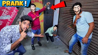 Live Robbery Prank In Friend's Shop 😳 चोरी के चक्कर में पुलिस ने पकड़ लिया