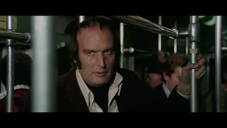 Come sfuggire da un attentato in metropolitana (Il Cinico l'Infame e il Violento, 1977)