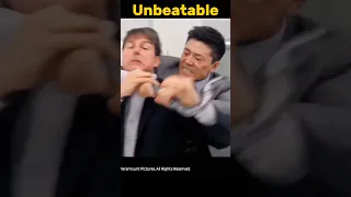 Bathroom Fight - Tom Cruise 😲