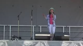 Shannon Xu singing I'm a little bird (cover) - 2016 KW Multi-cultural Festival