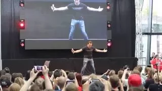 Highlander Series – Adrian Paul performing the Quickening – ComicCon Stuttgart 2016