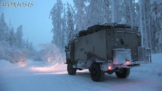 Экспедиционный ГАЗ-66 в зимней сказке