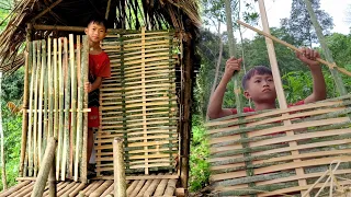Make a door from bamboo for a small house