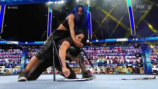 Sasha Banks Forces Bayley To Sign The Contract