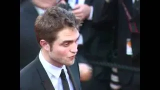 OTR Premiere : Kristen Stewart and Robert Pattinson wow on the red carpet