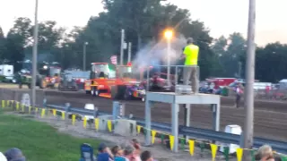 2015 truck and tractor pulls(16)