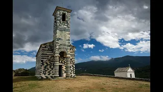 Tantum ergo sacramentum (Corsican Chant)