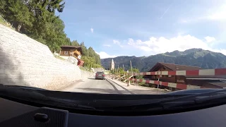 Autofahrt Chur - Arosa im Sommer