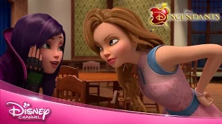 Talking Hands | Descendants: Wicked World 🍎 | Disney Channel | Disney Arabia