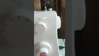 singer sewing machine- handwheel is stucked
