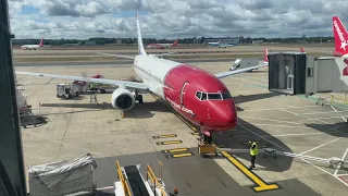 Norwegian Air Shuttle 737-800 London Gatwick (LGW) - Stavanger (SVG) Flight [4K]