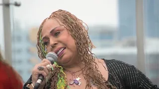 LUCIA DE LA CRUZ - SOY DE PERÚ