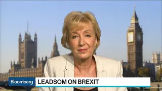 U.K.'s Leadsom Sees Range of Solutions to Resolve Brexit Border