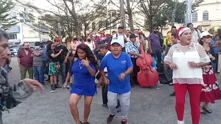 Que siga la pachanga entonces...🤯