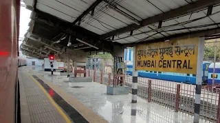 On Time Running 12268/Hapa - Mumbai Central AC Duronto Express arriving at Mumbai Central