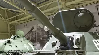 Советский лёгкий плавающий танк ПТ-76 50-60-х годов. До сих пор на вооружении в ряде стран