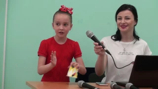 Камилла КРУГЛОВА (8 л.) - песня "Quizás, quizás, quizás" (под аккомпанемент бумажного стаканчика)