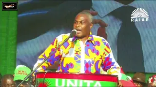 Abel Chivukuvuku  discursa em umbundu no Huambo "Campanha Eleitoral da UNITA"