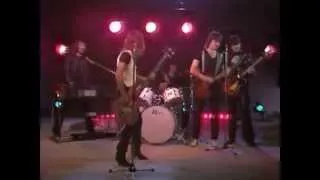 Suzi Quatro - Shes In Love With You 1979 HD Video