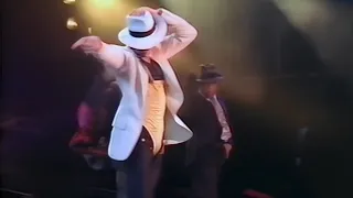 Michael Jackson - Smooth Criminal (Live Dangerous Tour In Bremen) (Remastered)