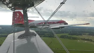 Ilyushin IL-14 - air to air from an An-2 - stunning view