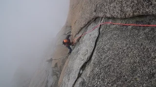 L'eau Rance d'Arabie Pilier Rouge Aiguille de Blaitière Chamonix Mont-Blanc alpinisme escalade