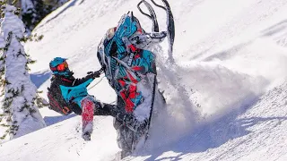 CRAZY SNOWMOBILE FAILS & WINS 2023 NEW SLEDS Hill Climbing, Jumps & Crashes!