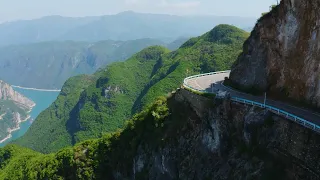 Amazing Driving Tour to Overlook the Yangtze River from Above!