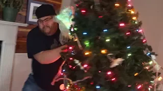 ANGRY BOYFRIEND RUINS CHRISTMAS