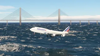 Очень низко С водой Boeing 747 AIR FRANCE Лучшая посадка в аэропорту Копенгагена