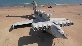 Каспийский монстр "Лунь" валяется на пляже в Дербенте (Дагестан)