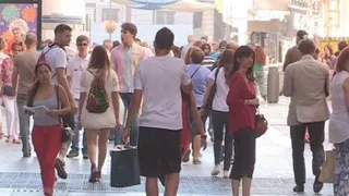 La población en España vuelve a crecer gracias al aumento de la inmigración