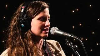 Jolie Holland - First Sign Of Spring (Live on KEXP)