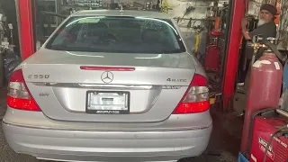 2007 Mercedes E550 straight pipes sound clip #Dynomax