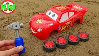 Assembling Lightning Mcqueen racing cars - children's toys B1246P Kid Studio