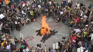 Thailand: Protesters hit the streets after a pro-monarchy court ruling | AFP