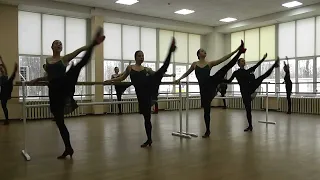 "Український народно-сценічний танець" залік