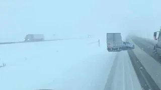 Truckers trouble I-80. First Snow storm on Wyoming interstate