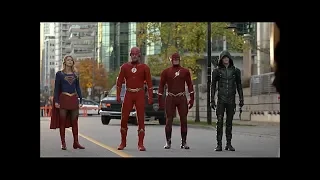 Green Arrow, Flash, Supergirl y Flash Tierra-90 enfrentan a El Monitor - ARROW 7X09 (Latino)