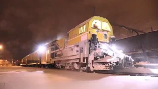 Уборка снега на ст. Таллин-Балти с поездом СМ2 / Snow cleaning at Tallinn main station