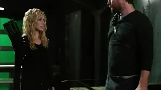 ARROW SEASON 8 OLIVER TRAINS MIA