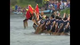 Китайцы отмечают Фестиваль лодок-драконов (новости)