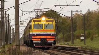 Электропоезд ЭР2Т-7116 на о.п. Кайбала / ER2T-7116 EMU at Kaibala stop